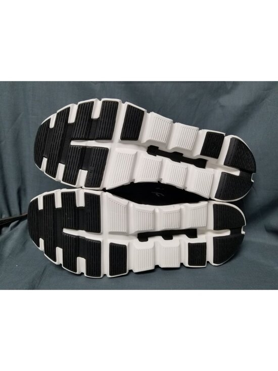 On Running Cloud 6 Black White Men\'s Size 10 NEW NO BOX! main image 6